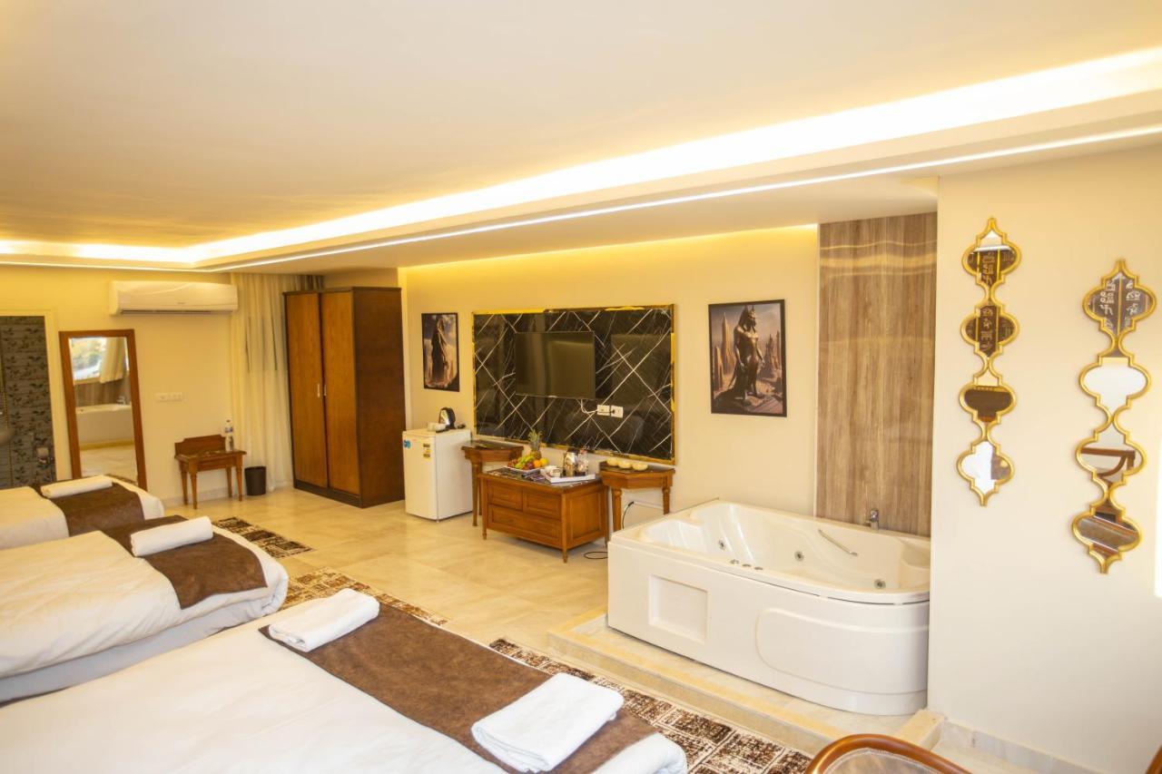 The Muse Pyramids Hotel Кайро Екстериор снимка