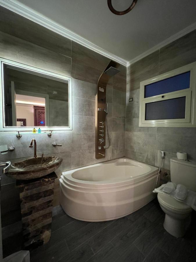 The Muse Pyramids Hotel Кайро Екстериор снимка